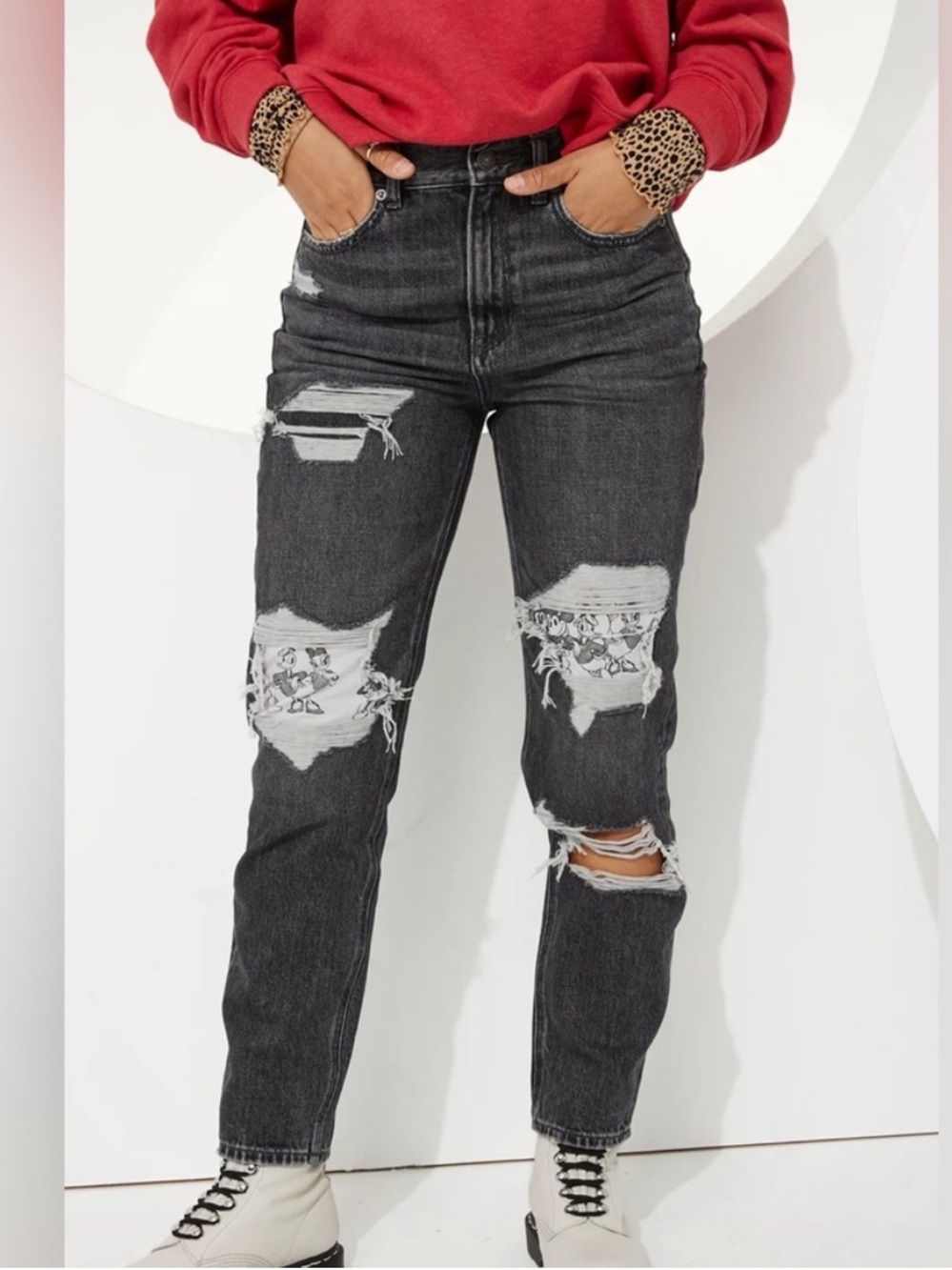 Disney x American Eagle Mom Jean Mickey Mouse Black NWT 10P 30 Short